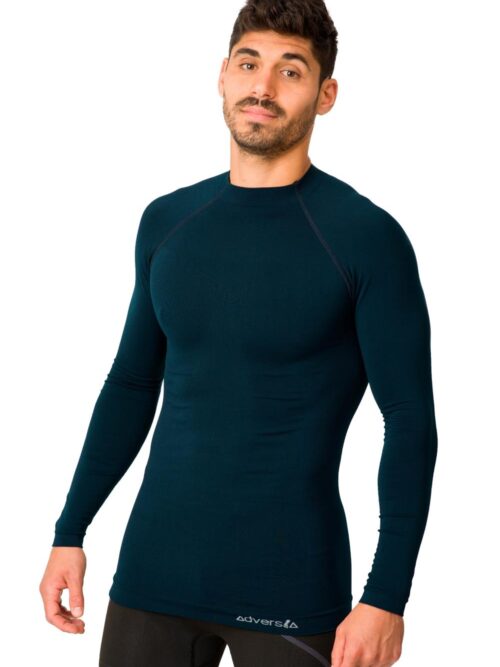 Camiseta térmica cuello semicisne color marino
