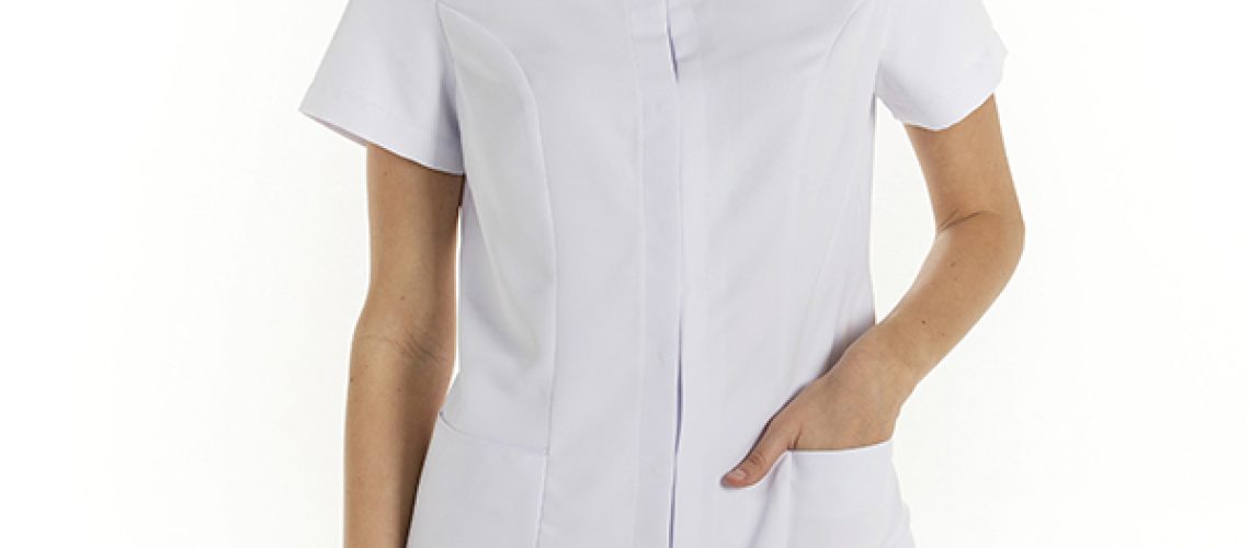 Chaqueta para mujer m/c microfibra blanca con cuello tirilla cerrado